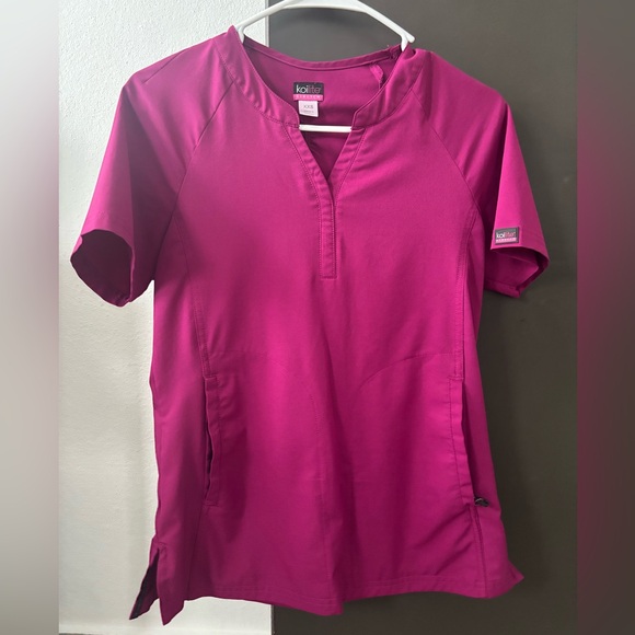 KOI Lite Stretch Scrub Set - Action Y-Neck Top (XXS) & Pants (XS) - Raspberry - Picture 6 of 9